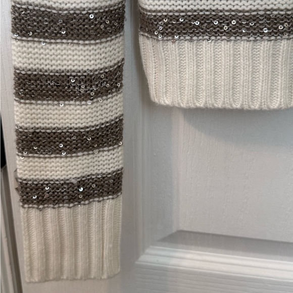 CROPPED STRIPED SEQUINED CARDIGAN/SWEATER. ARIZONA CABLE KNIT, 5 BUTTON UP STYLE - Picture 12 of 16